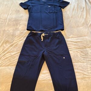 Men’s Figs Navy Blue Scrub Top and Bottom Set